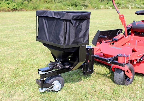 zeroturn broadcast spreader